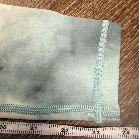 Athleta Women's Set: Elation 7/8 tights and Conscious Crop Sports Bra XS/XXS - Picture 10 of 16